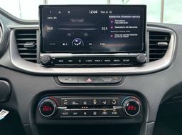 Zunanja slika - KIA Ceed - 1.0 T-GDI LX Champion+ ISG - 18 - Predogledna slika