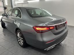 Zunanja slika - Mercedes-Benz E-Razred - E 400 d 4MATIC.KAMERA.USNJE.ACC.ZRAČ.VZMETENJE.LE - 1 - Predogledna slika