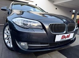 Zunanja slika - BMW Serija 5 - Touring: 520D AVT|PANORAMA|MEMORY|VELIKA NAVI|BIXENON|17 - 2 - Predogledna slika