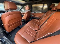 Zunanja slika - BMW Serija 5 - Touring: 530d M PAKET LED NAVI PDC KAMERA PANO RADAR TOP - 19 - Predogledna slika