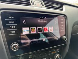 Zunanja slika - Škoda Octavia - Combi 2,0 TDI Style - 9 - Predogledna slika