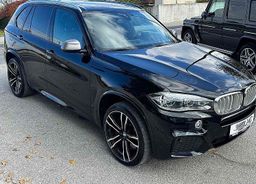 Zunanja slika - BMW X5 - serija : M50d 381ks M-PAKET °PANORAMA° °HEAD-UP° SOFT CLOSE - 4 - Predogledna slika