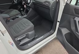 Zunanja slika - VW Tiguan - 2.0 TDI SCR 4MOTION BMT R-Line .rezerviran - 13 - Predogledna slika