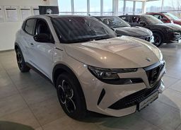 Zunanja slika - Alfa Romeo Junior - 1.2 E-DCT6 MHEV 145 KM Speciale - 3 - Predogledna slika
