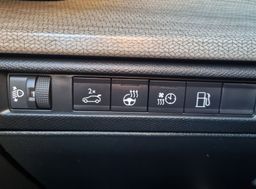 Zunanja slika - Citroën C5 X - 1.6 PHEV 225 SHINE PACK+POTRJENA SERVISNA+MALO KM - 17 - Predogledna slika