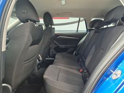 Notranja slika - Škoda Octavia - Combi Style 2.0 TDI - 6 - Predogledna slika