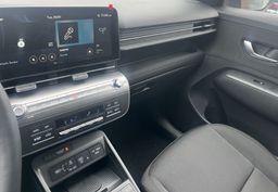 Zunanja slika - Hyundai Kona - Electric 48.6 kWh 99kW PREMIUM+ WINTER - 13 - Predogledna slika
