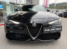 Zunanja slika - Alfa Romeo Giulia - 2.0 Turbo 280 Q4 Ti  - AVTOMATIK - SAMO 18.000KM - 2 - Predogledna slika