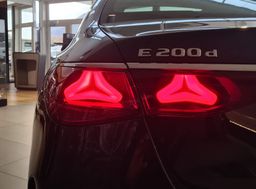 Zunanja slika - Mercedes-Benz E-Razred - 200 d AMG Line - 10 - Predogledna slika