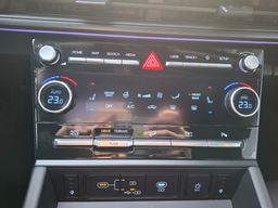 Zunanja slika - Hyundai Santa Fe - 1.6 T-GDI HEV XCLASS 4WD AUTO - KOT NOV+TOP OPREMA - 17 - Predogledna slika