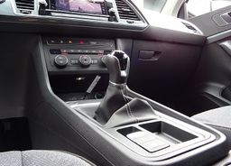 Zunanja slika - Seat Ateca - 1.5 TSI 150 KM STYLE EDITION - VLEČNA KLJUKA - - 17 - Predogledna slika