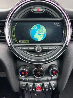 Zunanja slika - MINI Cooper - S AVT-BRITISH GREEN-PANAROMA-LED-16+18COL-NAVI-H K - 12 - Predogledna slika