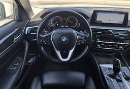 Zunanja slika - BMW Serija 5 - : 520d EXCLUSIVE °ALU 19 °HUD °ACC °NIGHT VISION - 10 - Predogledna slika