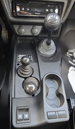 Zunanja slika - Lada Niva - 4x4 1.7 61kW KLJUKA EL.STEKLA - 15 - Predogledna slika