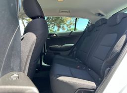 Zunanja slika - KIA Sportage - 2WD 1.6 GDI LX Edition ISG - 17 - Predogledna slika