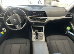 Zunanja slika - BMW Serija 3 - Touring: 318d Touring.NAVI.PDC.KONFORT.ZAKLEPANJE.KLJUKA - 6 - Predogledna slika