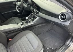 Zunanja slika - Alfa Romeo Giulia - 2.2   150ks - 19COL-KAMERA-2xPDC-  FINANCIRANJE - 10 - Predogledna slika