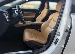 Zunanja slika - Volvo V90 Cross Country - D4 AWD AUT Edition Pro NAVI KLJUKA KAMERA - 6 - Predogledna slika