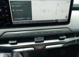 Zunanja slika - KIA EV3 - 58.3 kWh baterija. 150 kW  204 KM  Sky NA ZALOGI - 10 - Predogledna slika