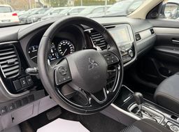 Zunanja slika - Mitsubishi Outlander - 2.2 DI-D 4WD AUT INSTYLE 7SEDEŽEV XENON ACC KAMERA - 14 - Predogledna slika