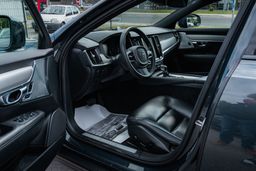 Zunanja slika - Volvo V90 - Cross Country D4 AWD Pro Avt. - 8 - Predogledna slika