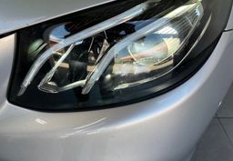Zunanja slika - Mercedes-Benz E-Razred - E 220 d Avantgarde Avt.KAMERA.NAVI.USNJE.LED - 13 - Predogledna slika