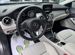 Zunanja slika - Mercedes-Benz GLA-Razred - STYLE°1.LAST°SLO°LED°DIG.KLIMA°PARK.SEN°96.000 KM - 13 - Predogledna slika