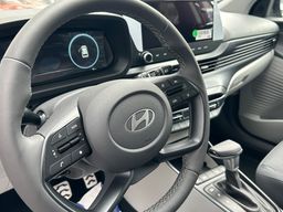 Notranja slika - Hyundai Bayon - 1.0 T-GDI PREMIUM/Radar, SmartSense+, Winter, two-tone, rg - 4 - Predogledna slika