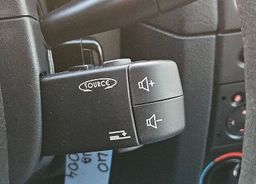 Zunanja slika - Renault Clio - 1.2 75ks °SLO-POREKLO° °NOVE GUME° - 10 - Predogledna slika