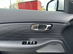 Zunanja slika - Geely StarRay EM-i - Plug-In Hybrid 1.5 Max Avt. - 12 - Predogledna slika