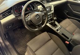 Zunanja slika - VW Passat - 1.6 TDI BMT Comfortline -FULL LED-NAVI-ACC-ALU- - 9 - Predogledna slika