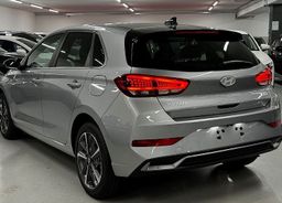 Zunanja slika - Hyundai i30 - 1.5 T-GDI 140 PREMIUM-SMART- WINTER-ECM-W.C. - 8 - Predogledna slika