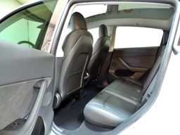 Zunanja slika - Tesla Model Y - Long Range All-Wheel Drive - 15 - Predogledna slika