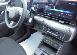 Zunanja slika - Hyundai Kona - BEV 48KWH PREMIUM°Topl.črp°Winter° - 7 - Predogledna slika