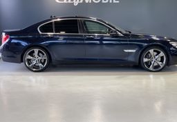 Zunanja slika - BMW Serija 7 - : 750d-xDrive-M OPTIK-NAVIGACIJA-INDIVIDUAL-MEMORY - 4 - Predogledna slika