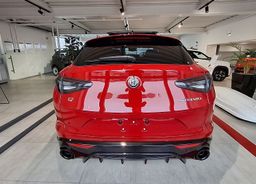 Zunanja slika - Alfa Romeo Stelvio - Intensa 2.0 Turbo 280 Q4 - 5 - Predogledna slika