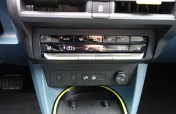 Zunanja slika - Fiat Grande Panda - 1.2 110 e-Hybrid  AT La prima - 8 - Predogledna slika