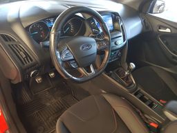 Zunanja slika - Ford Focus - 1,0 EcoBoost ST Line Red Black - 9 - Predogledna slika