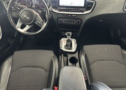 Zunanja slika - KIA Ceed - SW More 1.6 CRDi 136 MHEV.NAVI.USNJE.LED.SAMO 80000KM - 16 - Predogledna slika