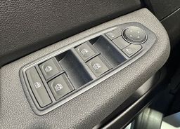 Zunanja slika - Renault Clio - 1.5 DCI BLUE 100 EVOLUTION-NOVO-UGODNO - 15 - Predogledna slika