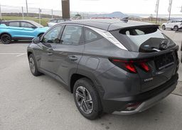 Zunanja slika - Hyundai Tucson - 1.6 T-GDI 150 TREND 2WD°WINTER° ZALOGA ° - 4 - Predogledna slika