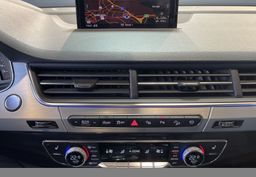 Zunanja slika - Audi Q7 - ZRAČNO-HUD-PANO-NAVI-MEMORY-ALCANTARA-VIRTUAL-22C - 19 - Predogledna slika