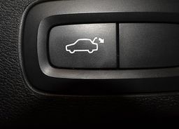 Zunanja slika - Volvo XC60 - 2.0 D4 R Design AWD -VIRTUAL -KAMERA -NAVI - 10 - Predogledna slika