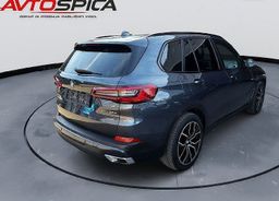 Zunanja slika - BMW X5 - serija : xDrive30d - Memory-Navi- Usnje- - 4 - Predogledna slika