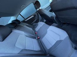 Zunanja slika - VW Passat - 2.0 TDI Comfortline 103kW-2xPDC-ALU-ZELO LEP... - 12 - Predogledna slika