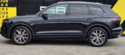 Zunanja slika - VW Touareg - V6 TDI BLACK PAKET-PANORAMA-MATRIX-ALU 20-VIRTUAL - 7 - Predogledna slika
