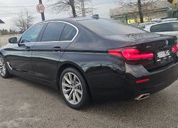Zunanja slika - BMW Serija 5 - : 520d xDrive 190ks SPORT °18-COL° °VIRTUAL°   366 SNJE° - 5 - Predogledna slika