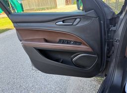 Zunanja slika - Alfa Romeo Stelvio - 2.2 Diesel LED NAVI TEMPOMAT KAMERA PDC USNJE TOP - 12 - Predogledna slika