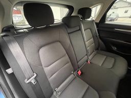 Notranja slika - Mazda CX-5 - CD150 Revolution Avt. - 12 - Predogledna slika