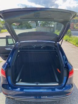 Notranja slika - Audi A4 - Avant quattro 2,0 TDI Sport S tronic - 8 - Predogledna slika